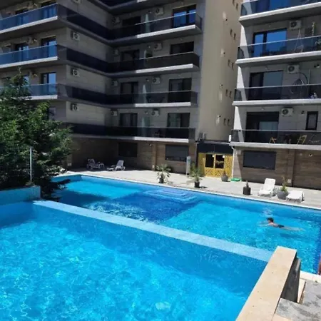Isa Luxury Free Pool By Almar Apartament Năvodari